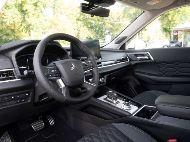 Fahrzeugbild eines Mitsubishi Outlander