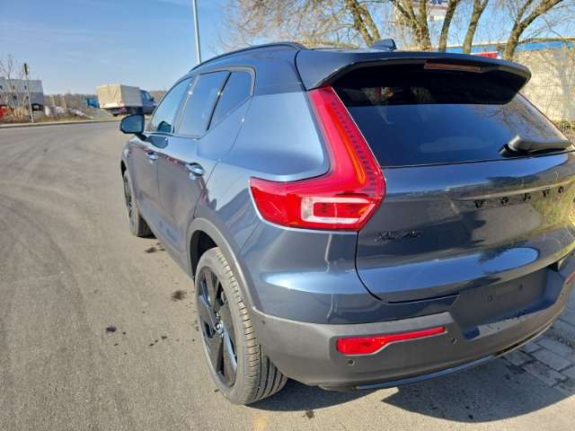 Fahrzeugbild eines Volvo XC40