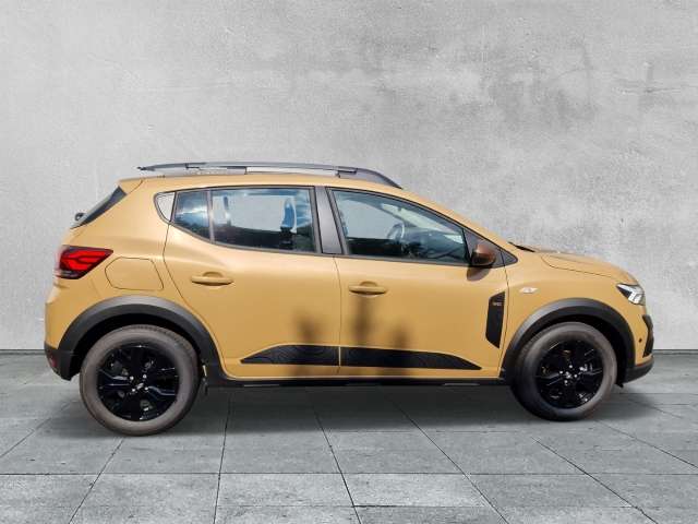 Fahrzeugbild eines Dacia Sandero