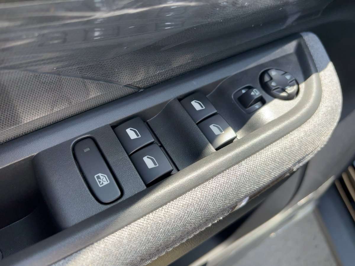 Fahrzeugbild eines Opel Frontera