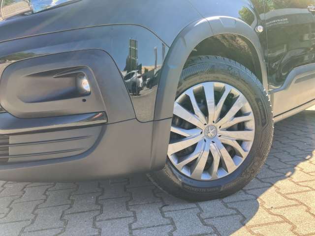 Fahrzeugbild eines Peugeot Rifter