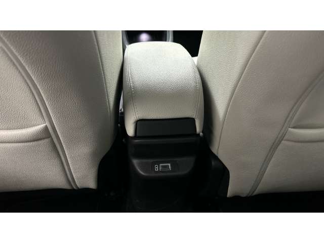 Fahrzeugbild eines Fiat 600 Elektro