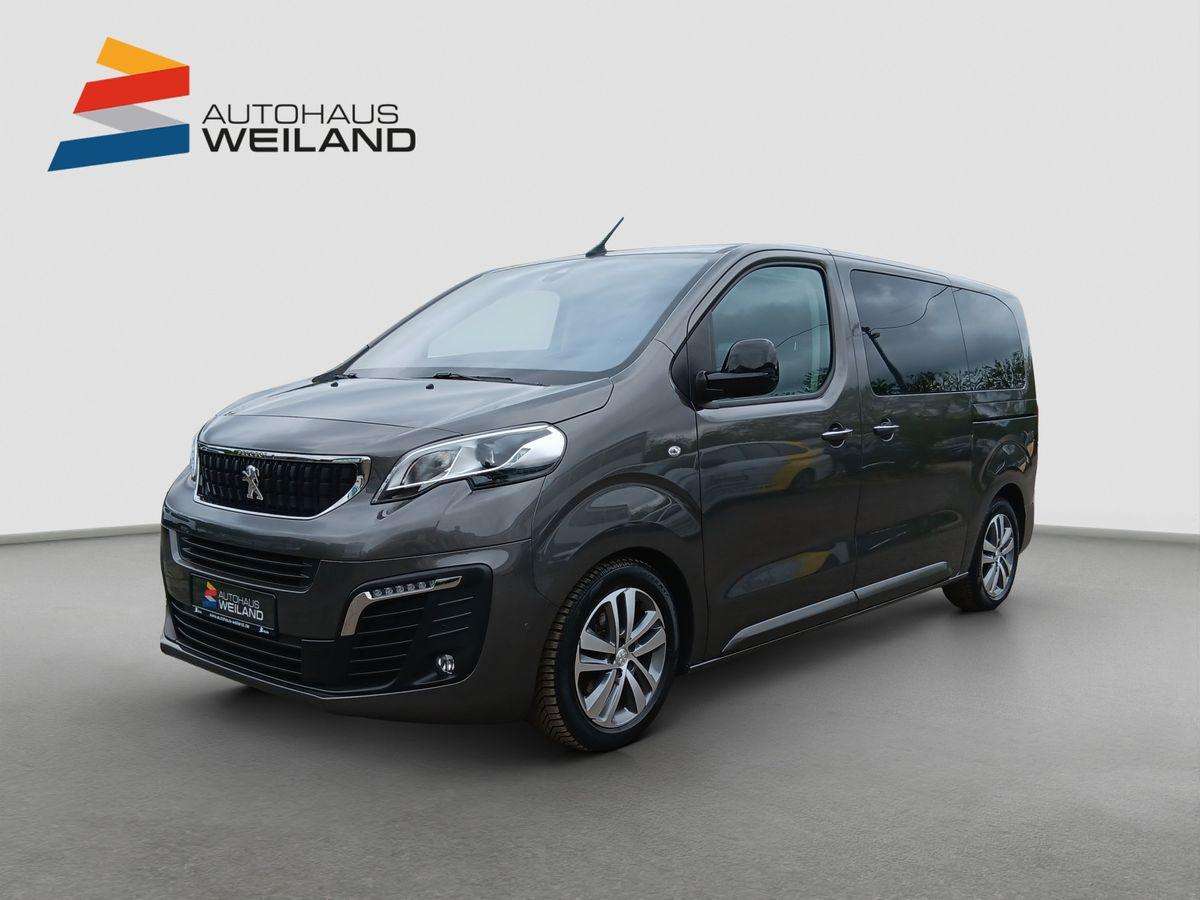 Fahrzeugbild eines Peugeot Traveller