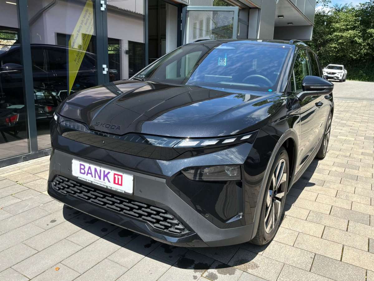 Fahrzeugbild eines Skoda ELROQ