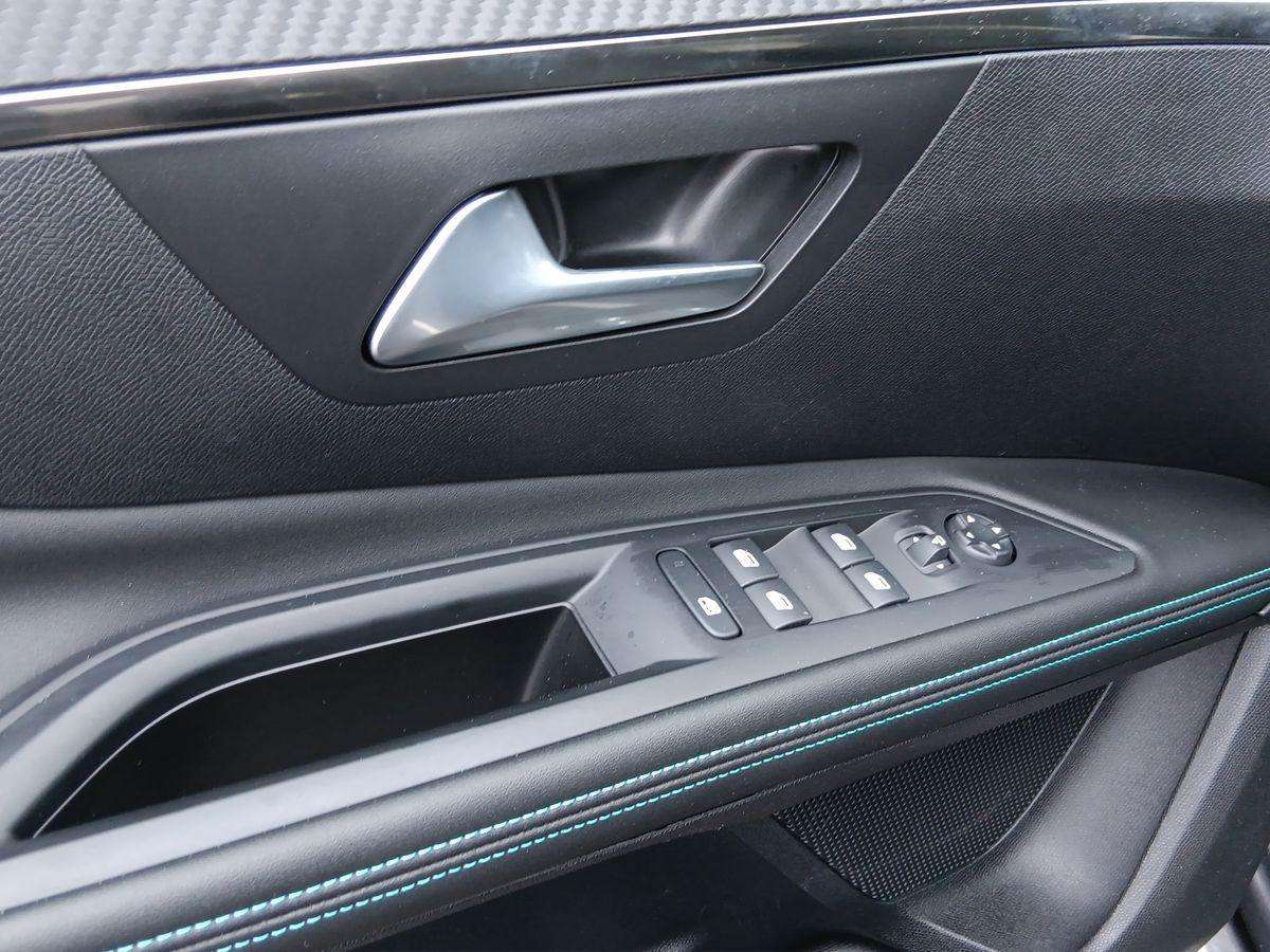 Fahrzeugbild eines Peugeot 5008