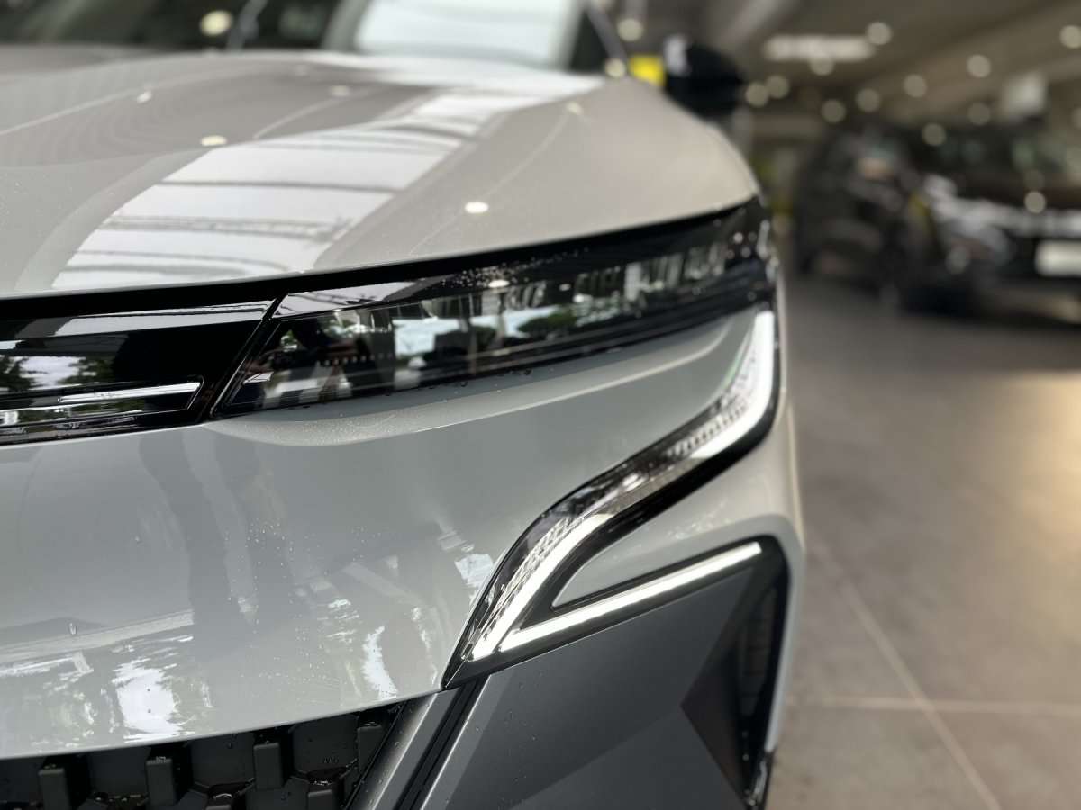 Fahrzeugbild eines Renault Megane E-TECH