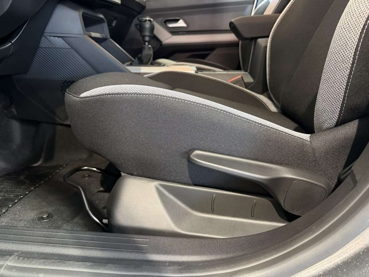 Fahrzeugbild eines Dacia Duster