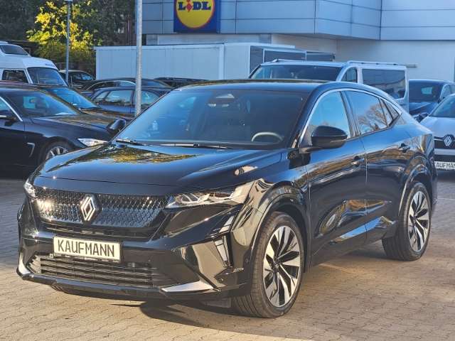 Fahrzeugbild eines Renault Rafale