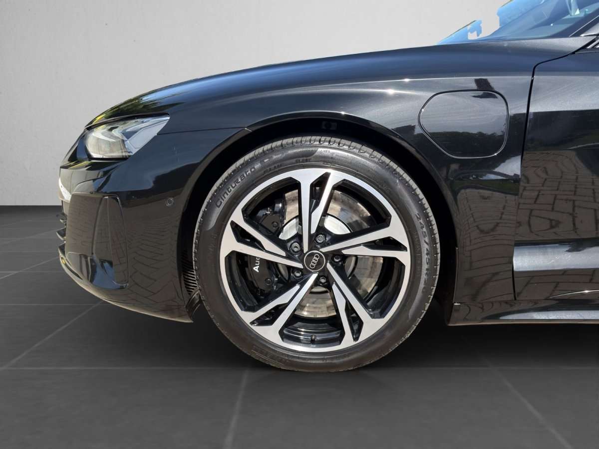 Fahrzeugbild eines Audi e-tron GT