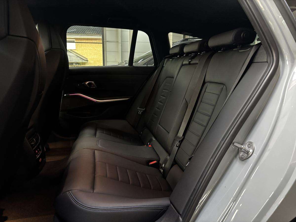 Fahrzeugbild eines Alpina D3