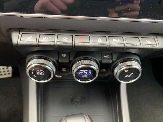 Fahrzeugbild eines Renault Arkana