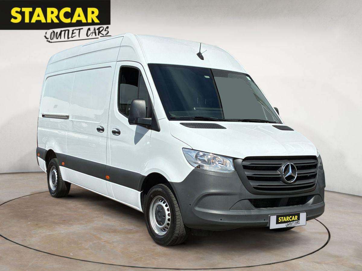 Fahrzeugbild eines Mercedes-Benz Sprinter