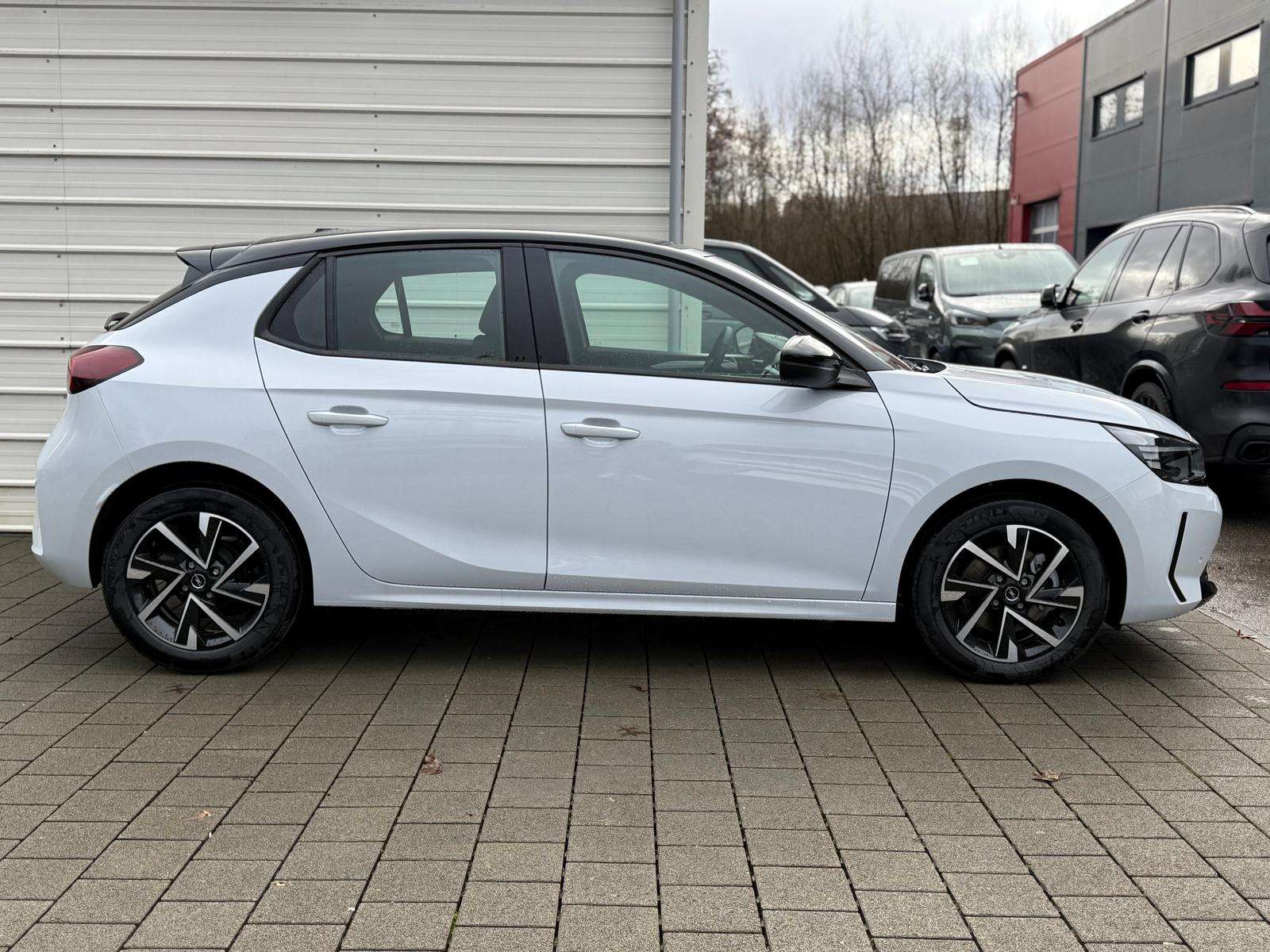 Fahrzeugbild eines Opel Corsa