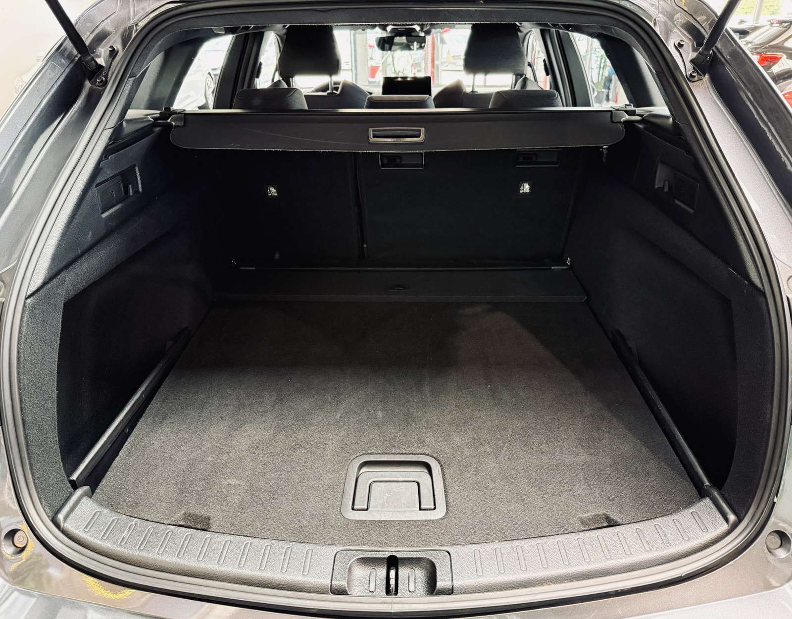 Fahrzeugbild eines Toyota Corolla