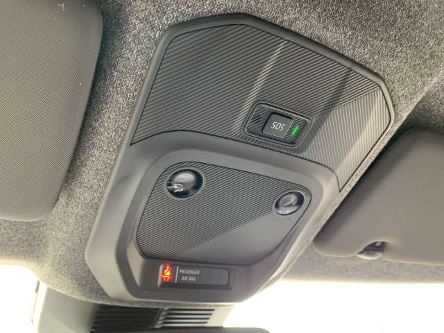 Fahrzeugbild eines Renault 5 E-TECH