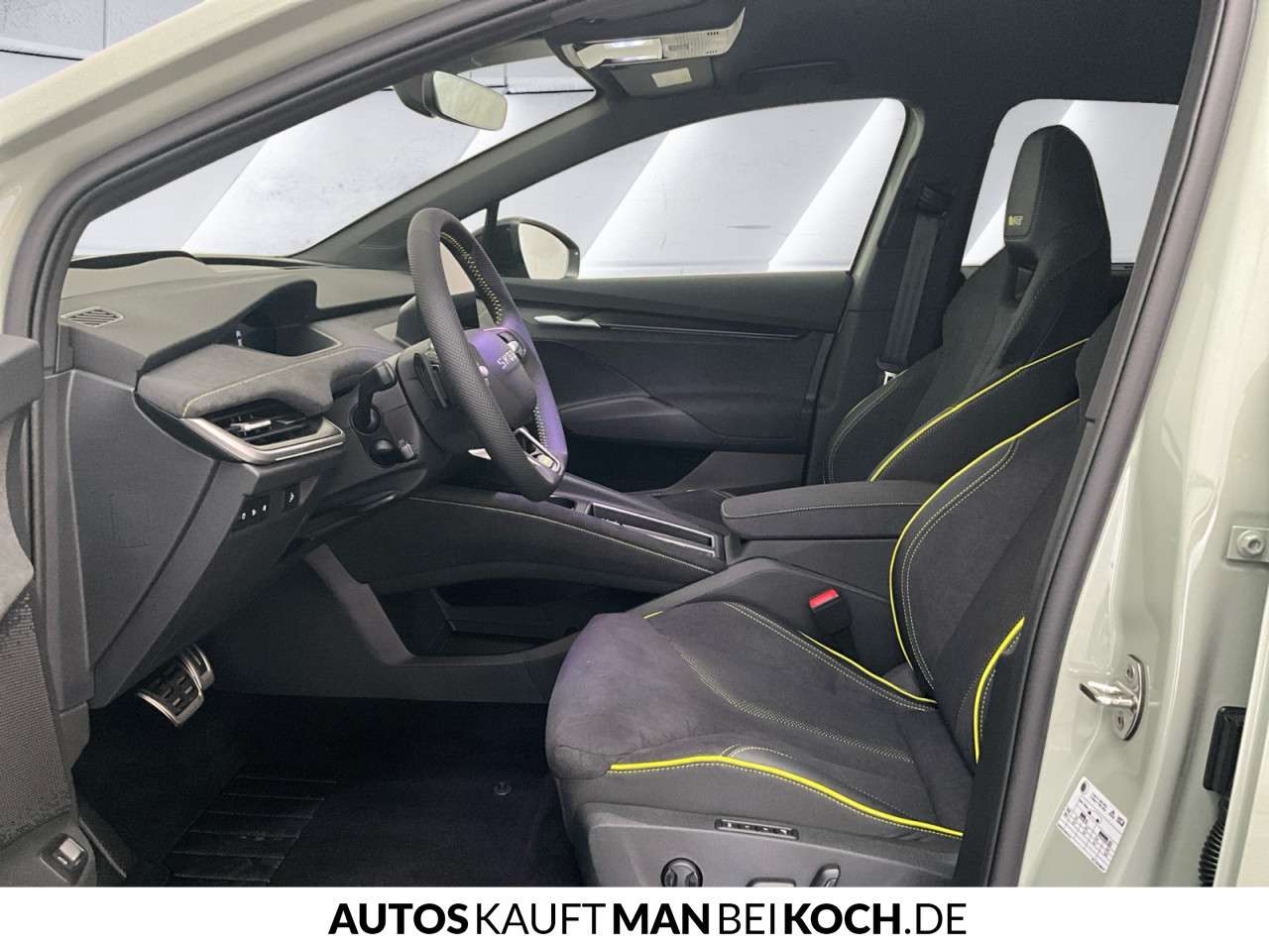 Fahrzeugbild eines Skoda ELROQ