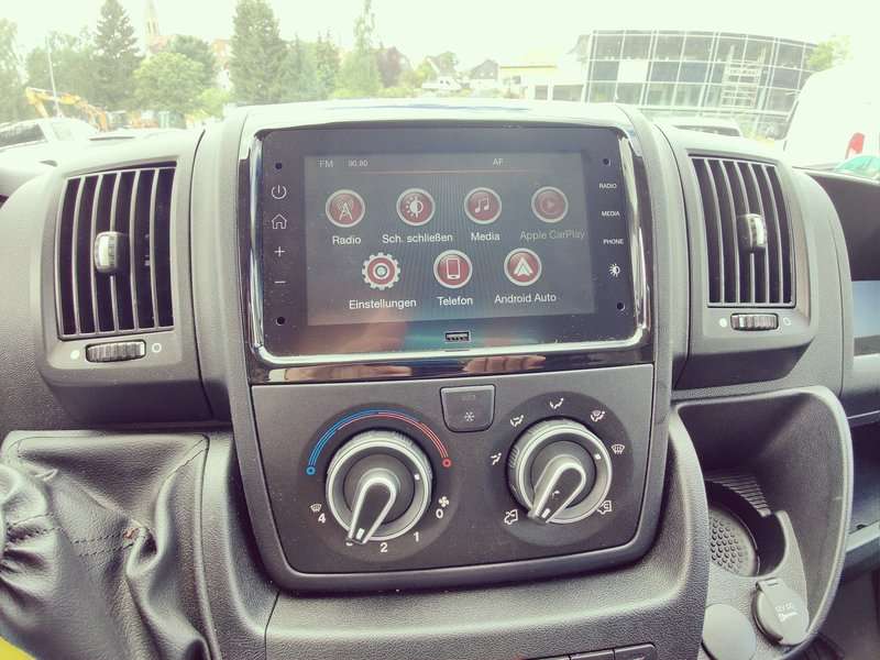 Fahrzeugbild eines Opel Movano