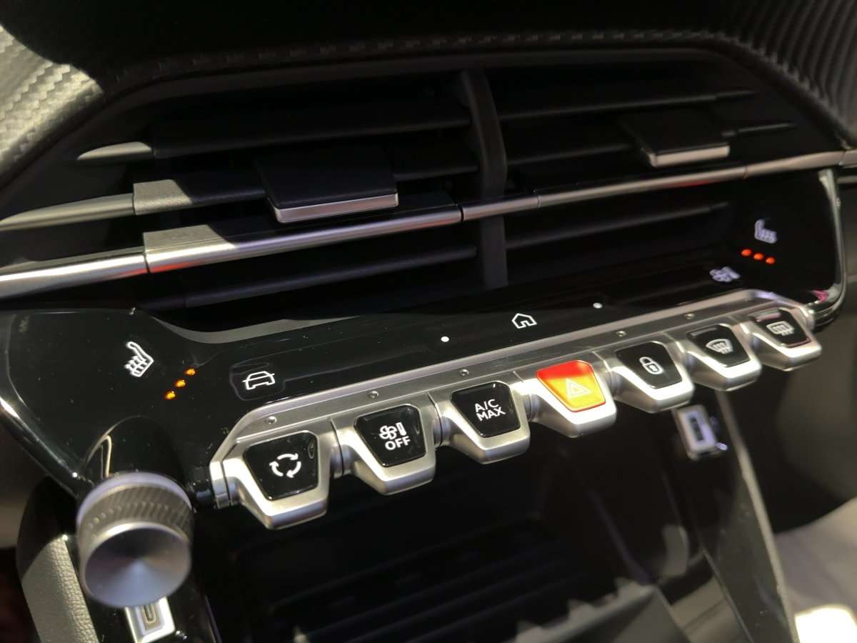 Fahrzeugbild eines Peugeot 2008