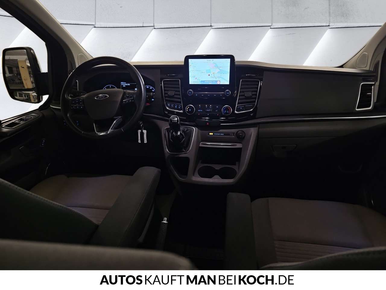 Fahrzeugbild eines Ford Tourneo Custom