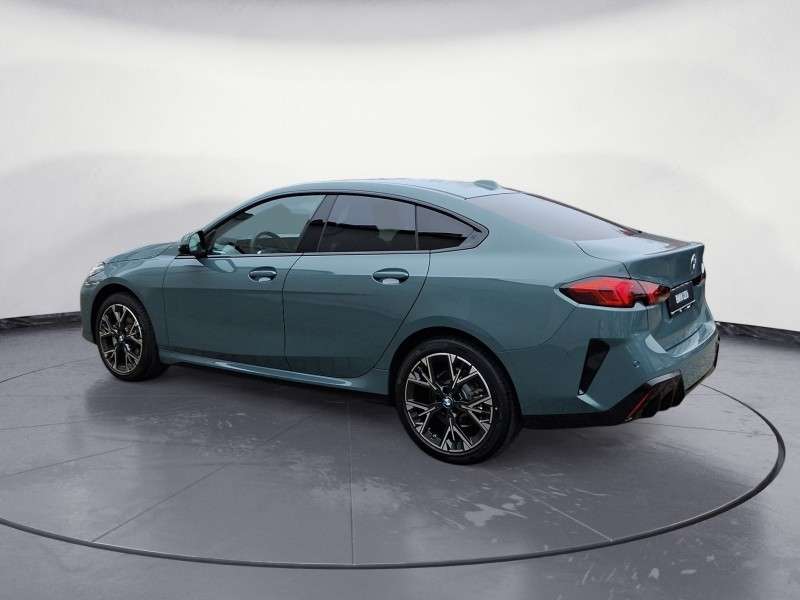 Fahrzeugbild eines BMW 2er-Reihe