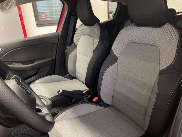 Fahrzeugbild eines Mitsubishi Colt