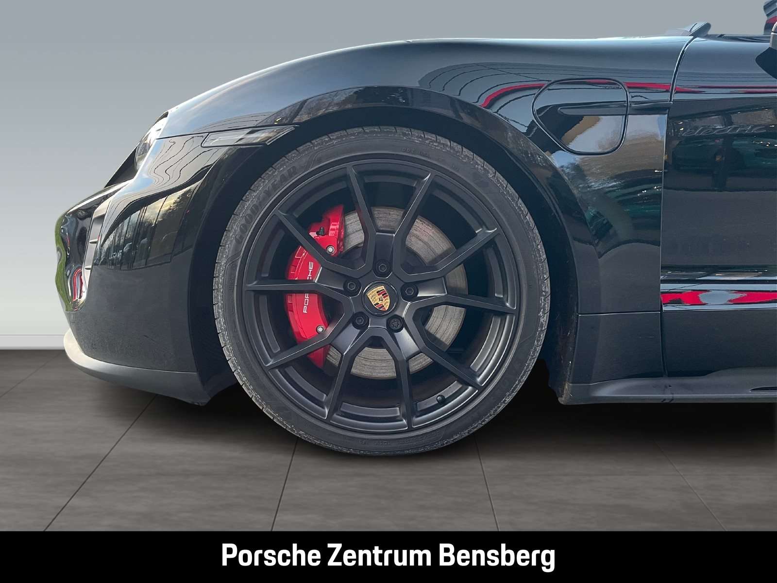 Fahrzeugbild eines Porsche Taycan