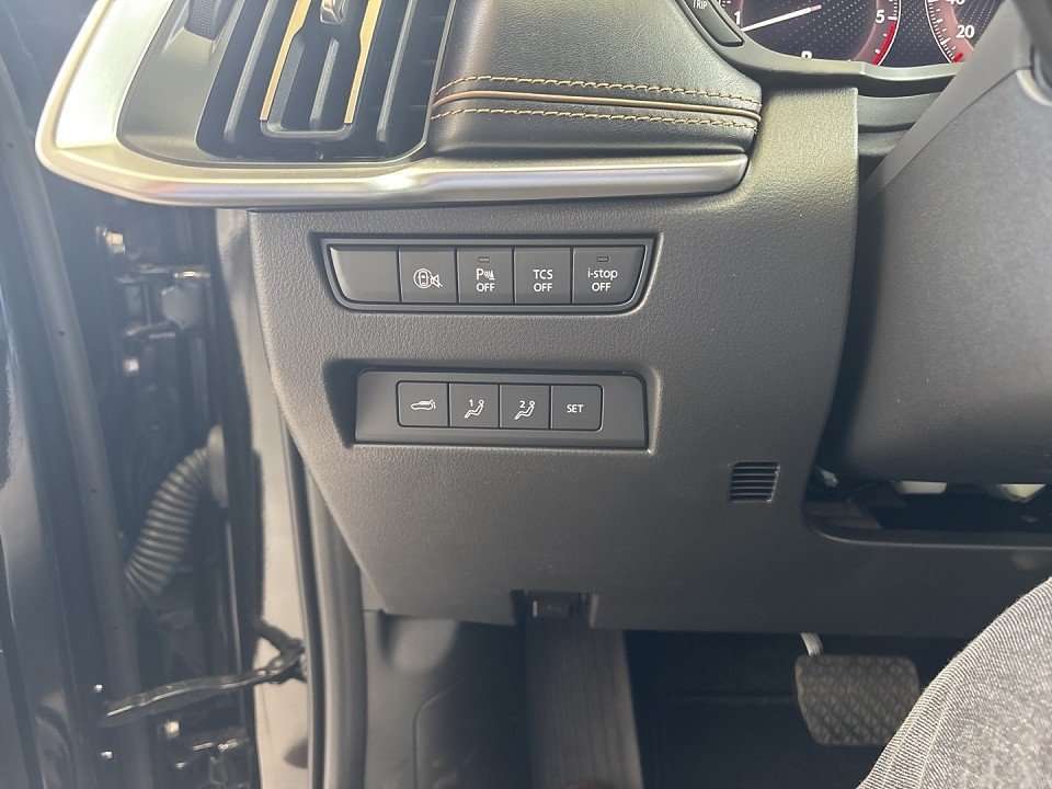 Fahrzeugbild eines Mazda CX-80