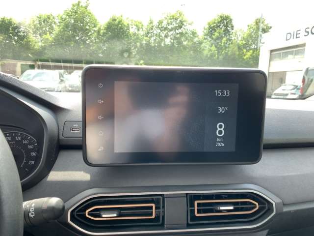 Fahrzeugbild eines Dacia Jogger