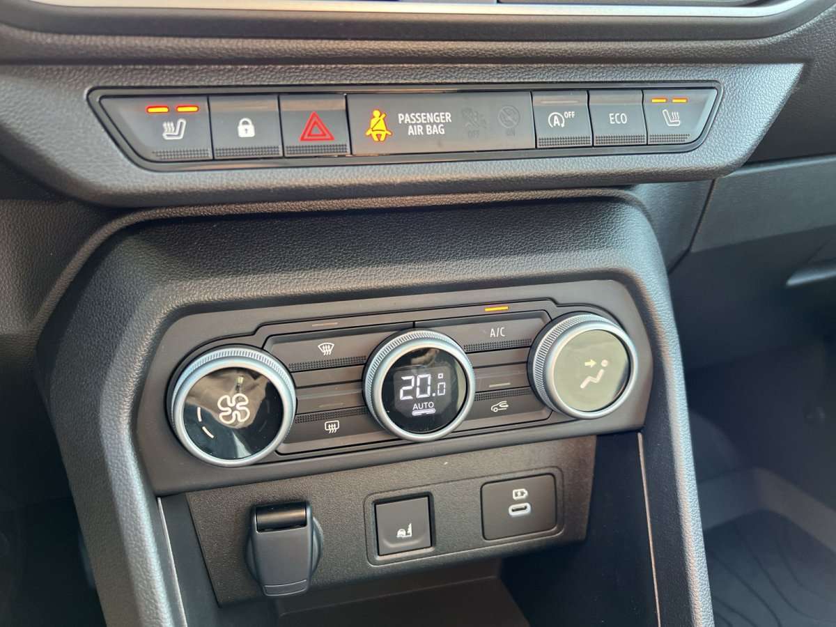 Fahrzeugbild eines Dacia Sandero