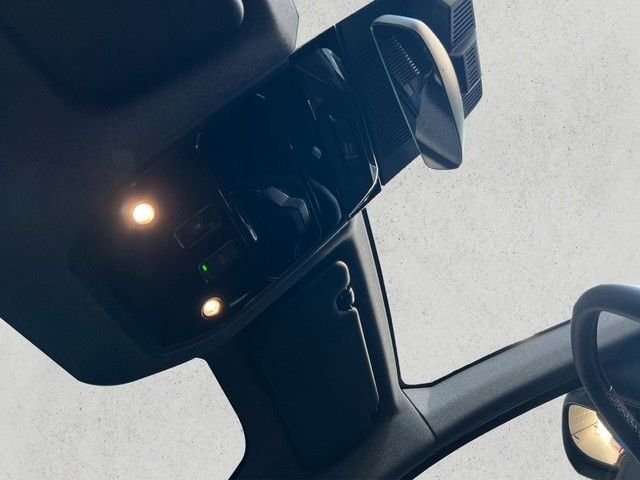 Fahrzeugbild eines Renault Rafale