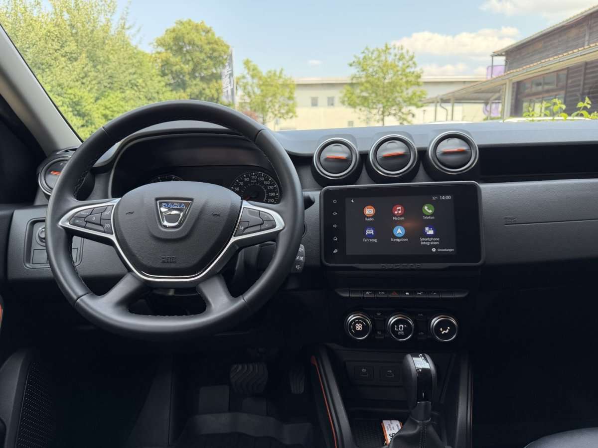 Fahrzeugbild eines Dacia Duster