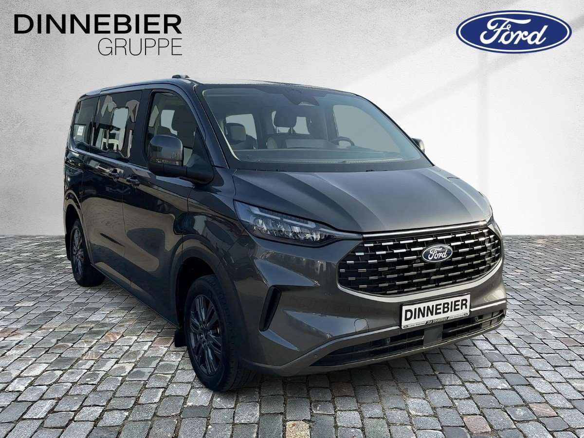 Fahrzeugbild eines Ford Tourneo Custom
