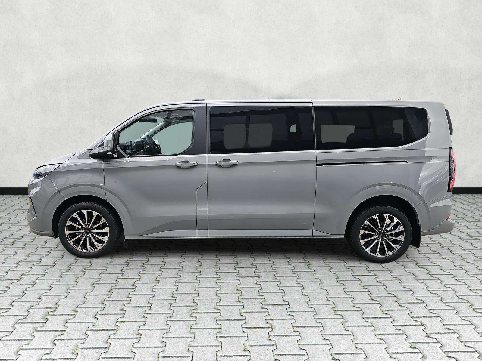 Fahrzeugbild eines Ford Tourneo Custom