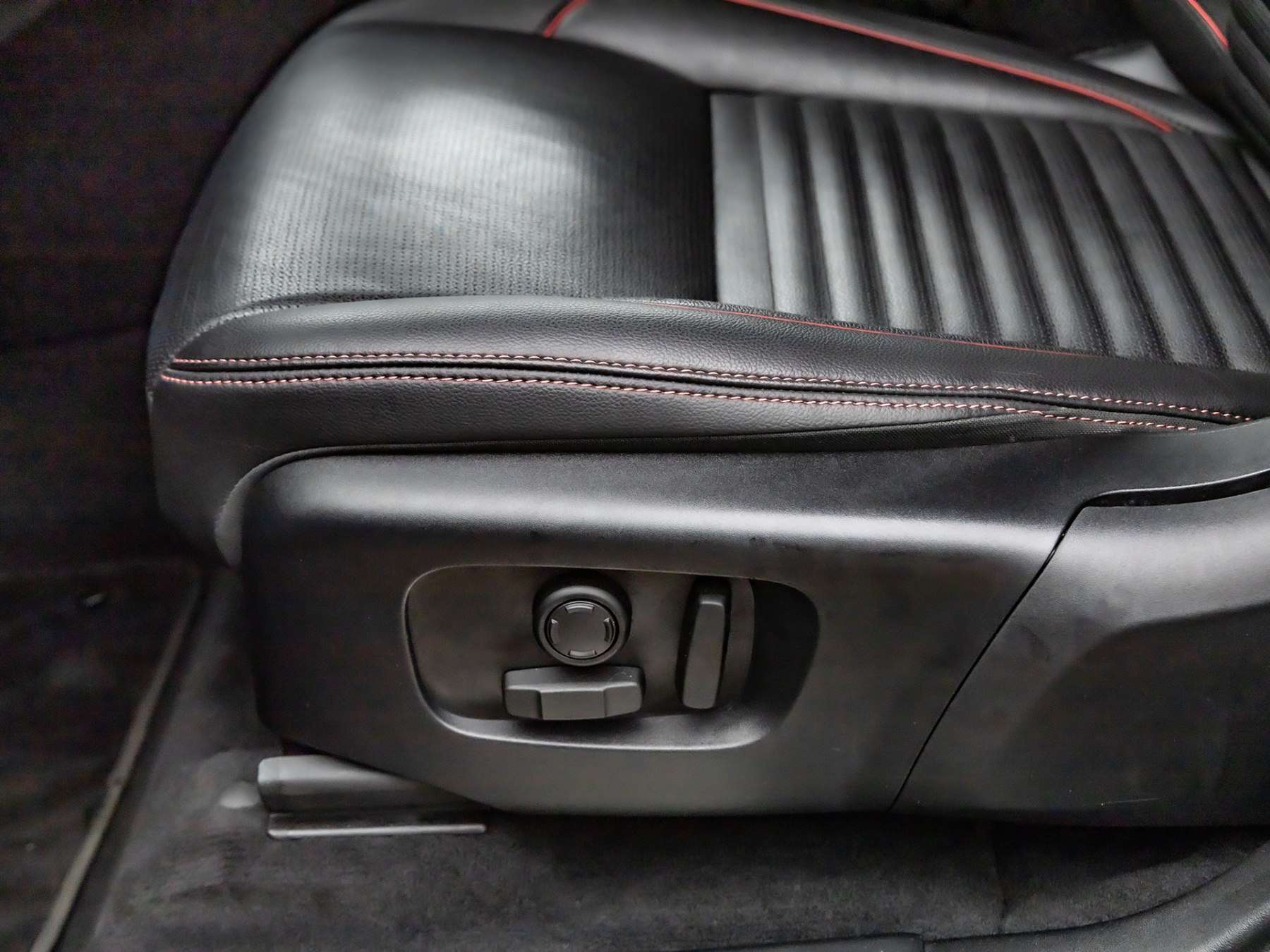 Fahrzeugbild eines Land Rover Discovery Sport