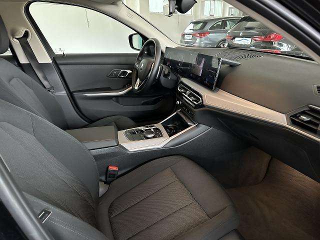 Fahrzeugbild eines BMW 3er-Reihe