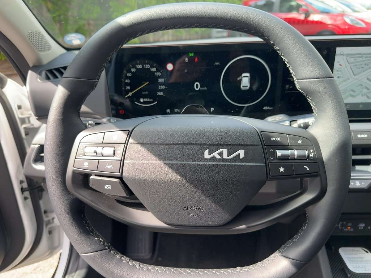 Fahrzeugbild eines Kia K4
