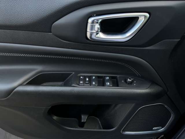 Fahrzeugbild eines Jeep Compass
