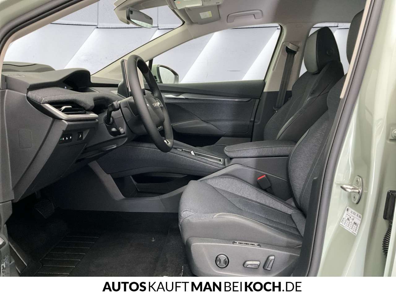 Fahrzeugbild eines Skoda ELROQ