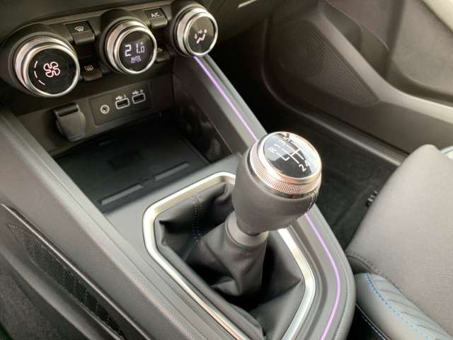 Fahrzeugbild eines Renault Clio