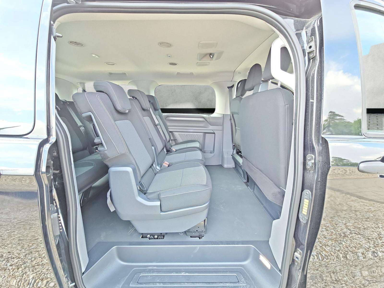 Fahrzeugbild eines Volkswagen Caravelle