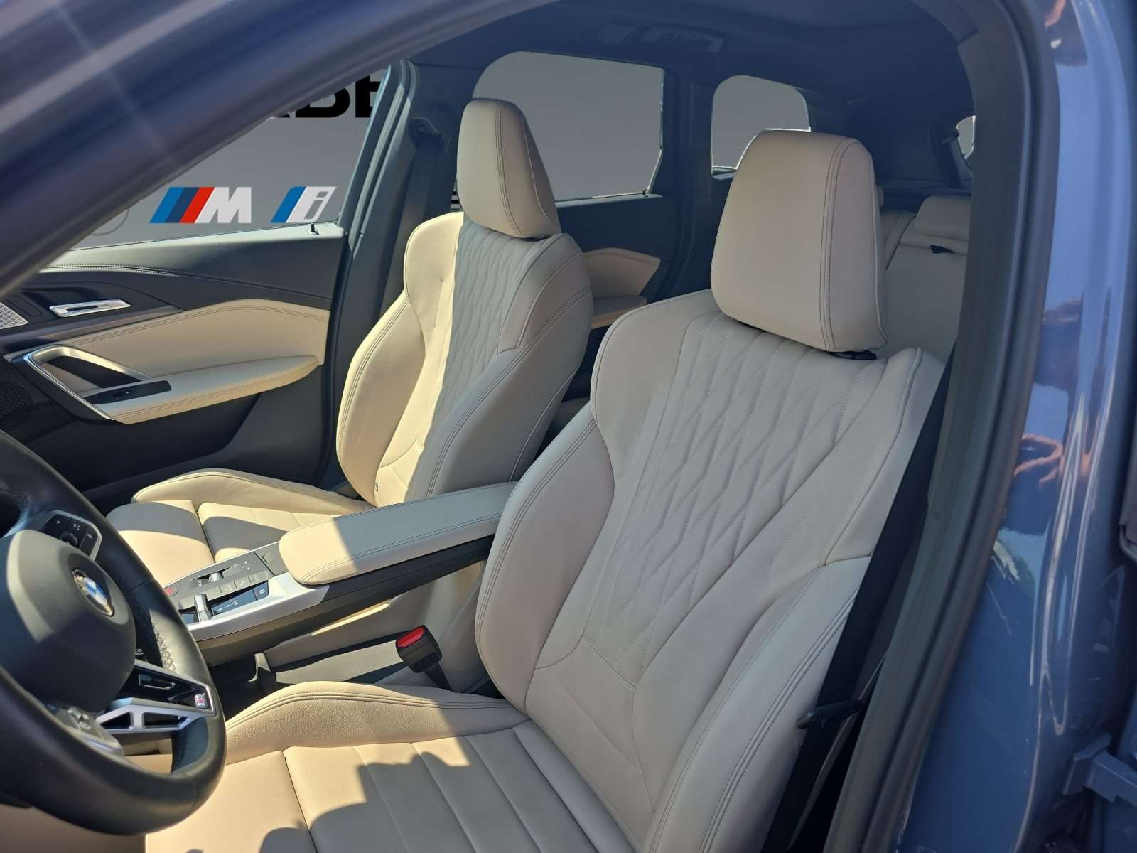 Fahrzeugbild eines BMW X1