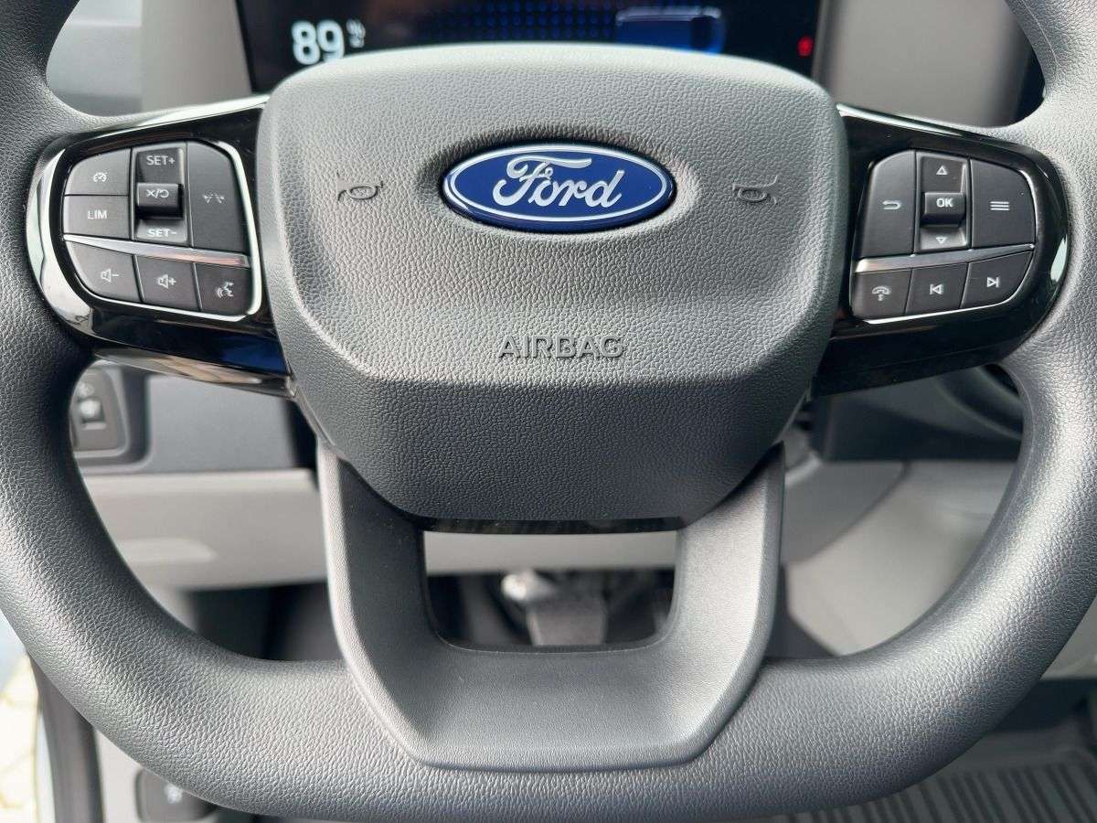Fahrzeugbild eines Ford Transit Custom