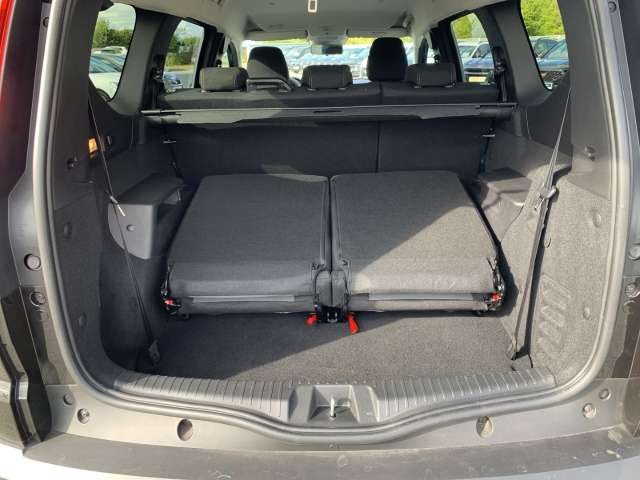 Fahrzeugbild eines Dacia Jogger