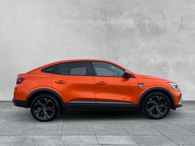 Fahrzeugbild eines Renault Arkana