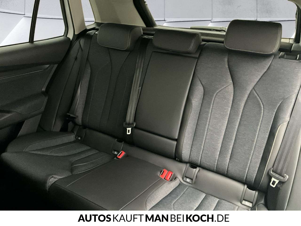 Fahrzeugbild eines Skoda ELROQ