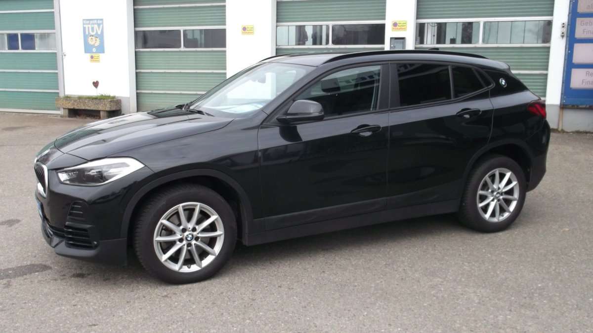 Fahrzeugbild eines BMW X2