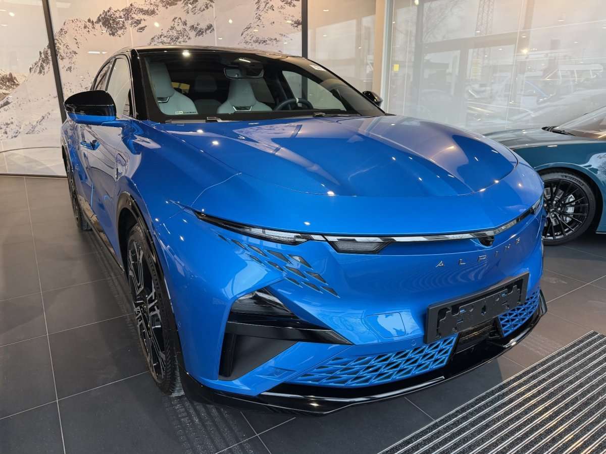 Fahrzeugbild eines Alpine A390
