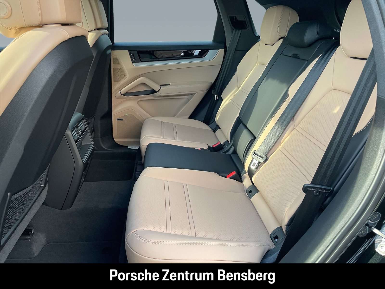 Fahrzeugbild eines Porsche Cayenne
