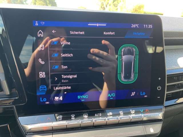 Fahrzeugbild eines Renault Austral