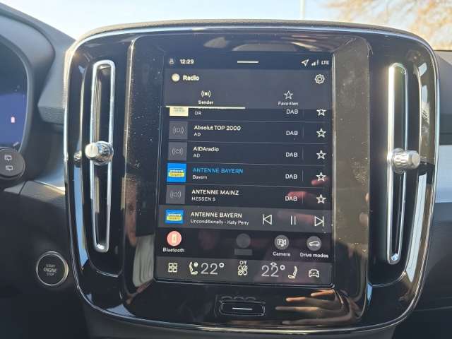 Fahrzeugbild eines Volvo XC40